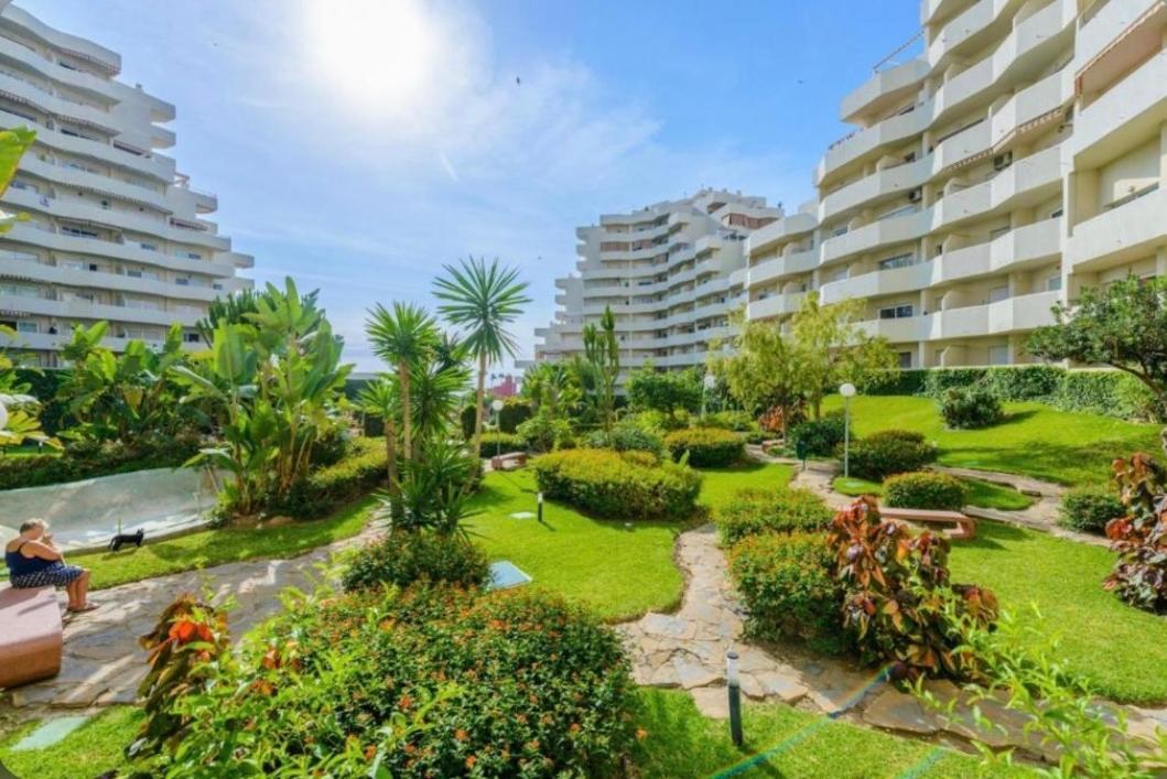 Benalbeach Smart Suite Benalmádena Esterno foto